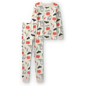 Carter’s boys 2-piece Fleece Holiday Pjs(Halloween Family Print)